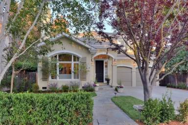 Main picture of 786 Melville Ave