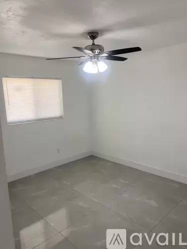 Main picture of 6804 SW 9th St