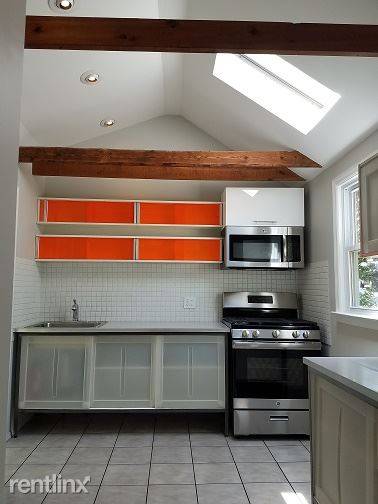 Main picture of 270 Macopin Rd