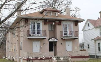 Main picture of 920 Superior Ave