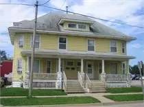 Main picture of 620-622 1/2 Grant Ave
