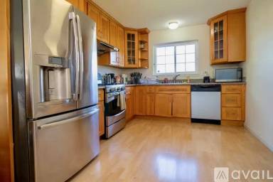 Main picture of 2131 Lakewood Dr
