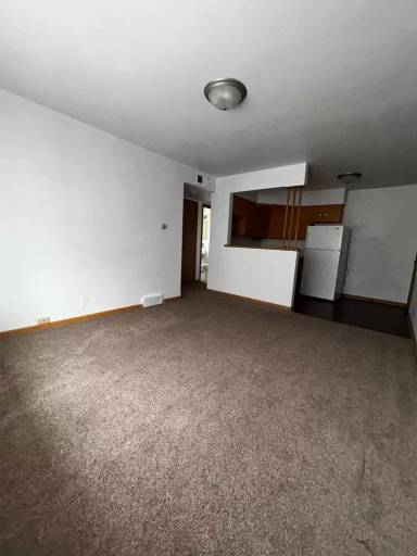 Main picture of 2410 W Howard Ave