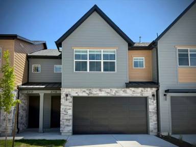 Main picture of 2719 W 2775 N