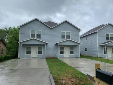 Main picture of 7309 Price St