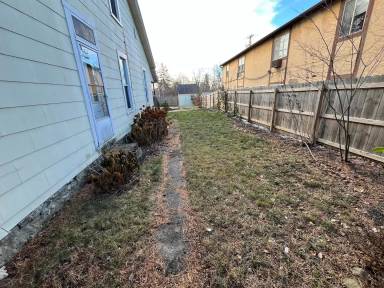 Main picture of 2655 Medary Ave