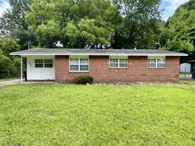 Main picture of 1032 Brighton Rd
