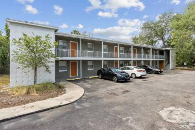 Main picture of 311 S Brown Ave