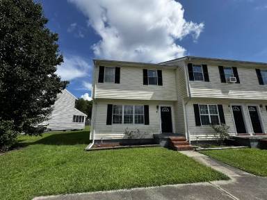 Main picture of 1100 Pineland Avenue