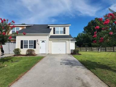 Main picture of 104 Creeker Town Way
