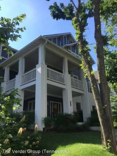 Main picture of 3362 Acklen Ave