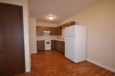 Main picture of 207 J St