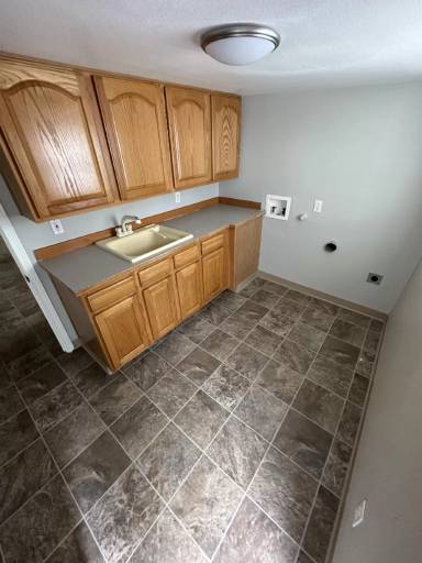 Main picture of 420 NW Clackamas Way