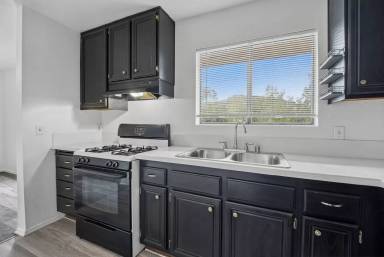 Main picture of 243 South Avenue 50