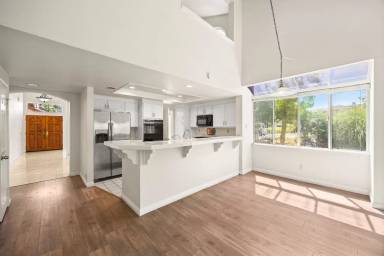 Main picture of 1851 Chantilly Ln
