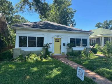 Main picture of 451 Gladstone Blvd