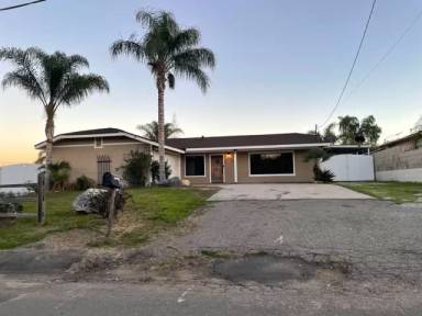 Main picture of 5161 Hedrick Ave
