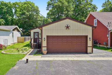 Main picture of 35763 N Wilson Rd