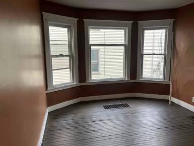 Main picture of 788 S Irvine Ave