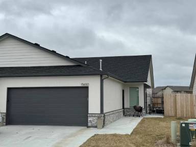Main picture of 15650 E 21st Ct N