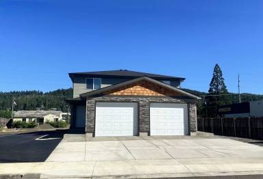 Main picture of 623 E Everett Ave