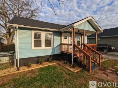 Main picture of 24 Earnhardt St