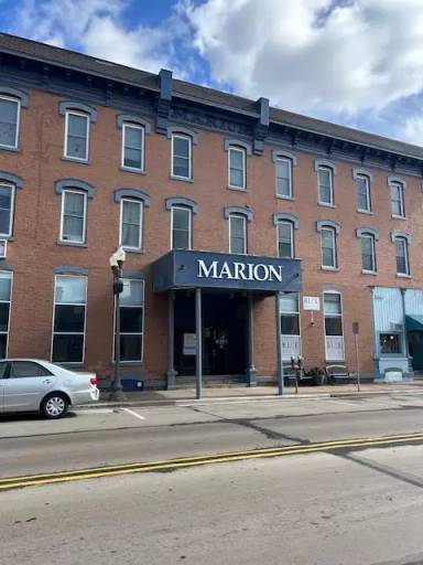 Main picture of 544 Broadway St S