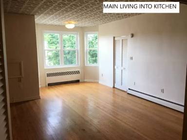 Main picture of 933 Saint Paul St