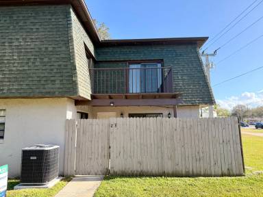 Main picture of 26 Springwood Sq