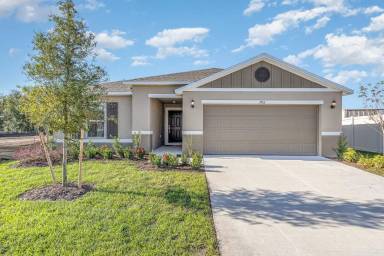 Main picture of 1953 Corvina Way