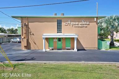 Main picture of 801 S Brevard Ave