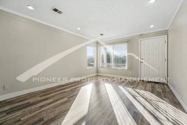 Main picture of 15666 E 51st Pl