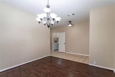 Main picture of 2633 Pine Trail Dr
