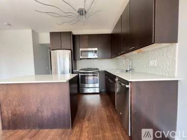 Main picture of 1 W Chestnut St Apartments
