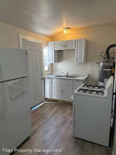 Main picture of 1001 5th St