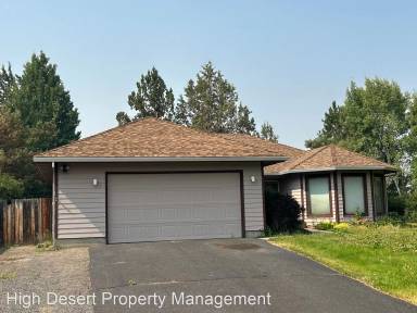 Main picture of 64748 Saros Ln