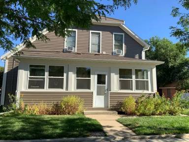 Main picture of 411 Smith St