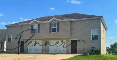 Main picture of 1017 NW Willow Dr