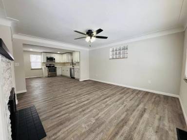 Main picture of 501 S Walnut St