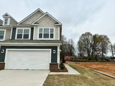 Main picture of 2885 Yeager Dr
