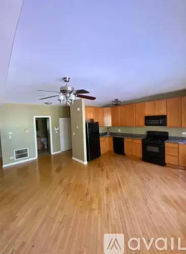 Main picture of 6700-08 S Clyde Ave & 2049-51 E 67th St