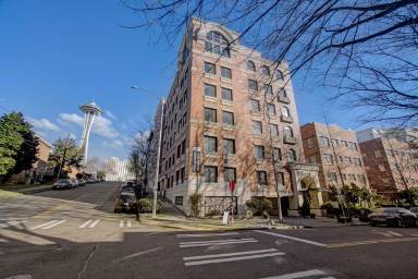 Main picture of Elliott Bayview in Queen Anne