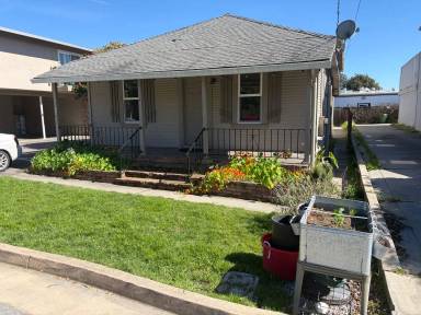 Main picture of 530 14th Ave