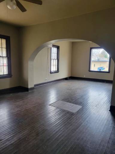 Main picture of 1220 N Grant Ave