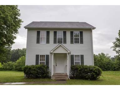 Main picture of 2436 Gilliam Rd