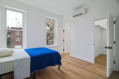Main picture of 235 F St NE
