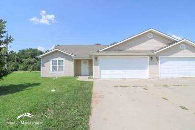 Main picture of 2725 N Brookglen Cir