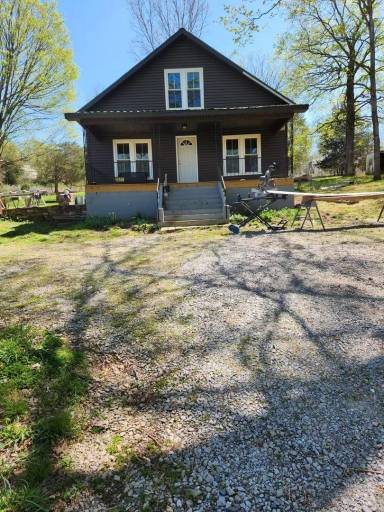 Main picture of 2460 Little Bartons Creek Rd