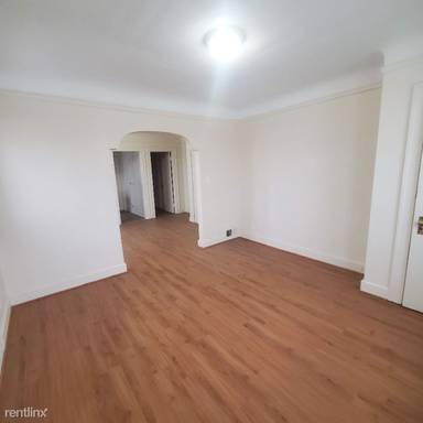 Main picture of 3410 Rosa Parks Blvd