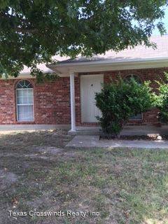 Main picture of 901 Azalea Ct
